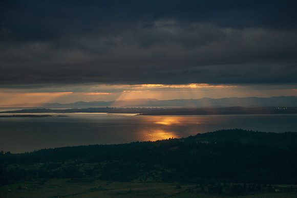 Sunbursts over Victoria