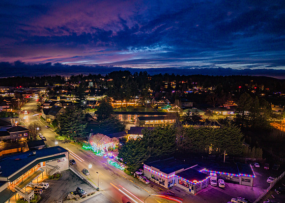 FH_HolidayLights-1