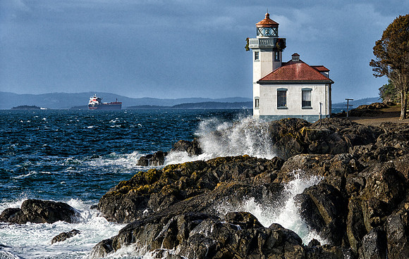 Waves Breaking at Lime Kiln Lighthouse