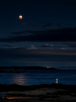 FullSturgeonMoonAndCattlePointLighthouse_2