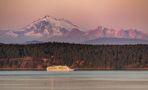Mt. Baker with the American Constellation and Orca!