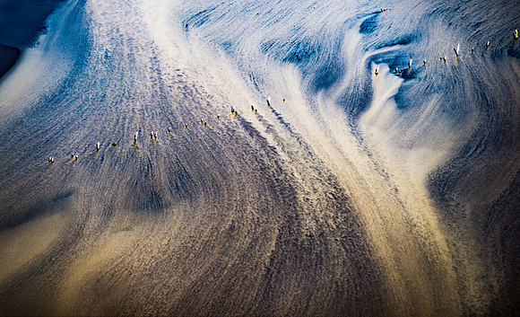 Currents Over Mud Flats